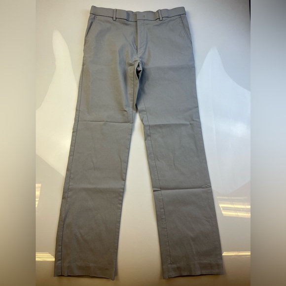 Tommy Hilfiger Khaki pants r85-20 - Picture 1 of 3